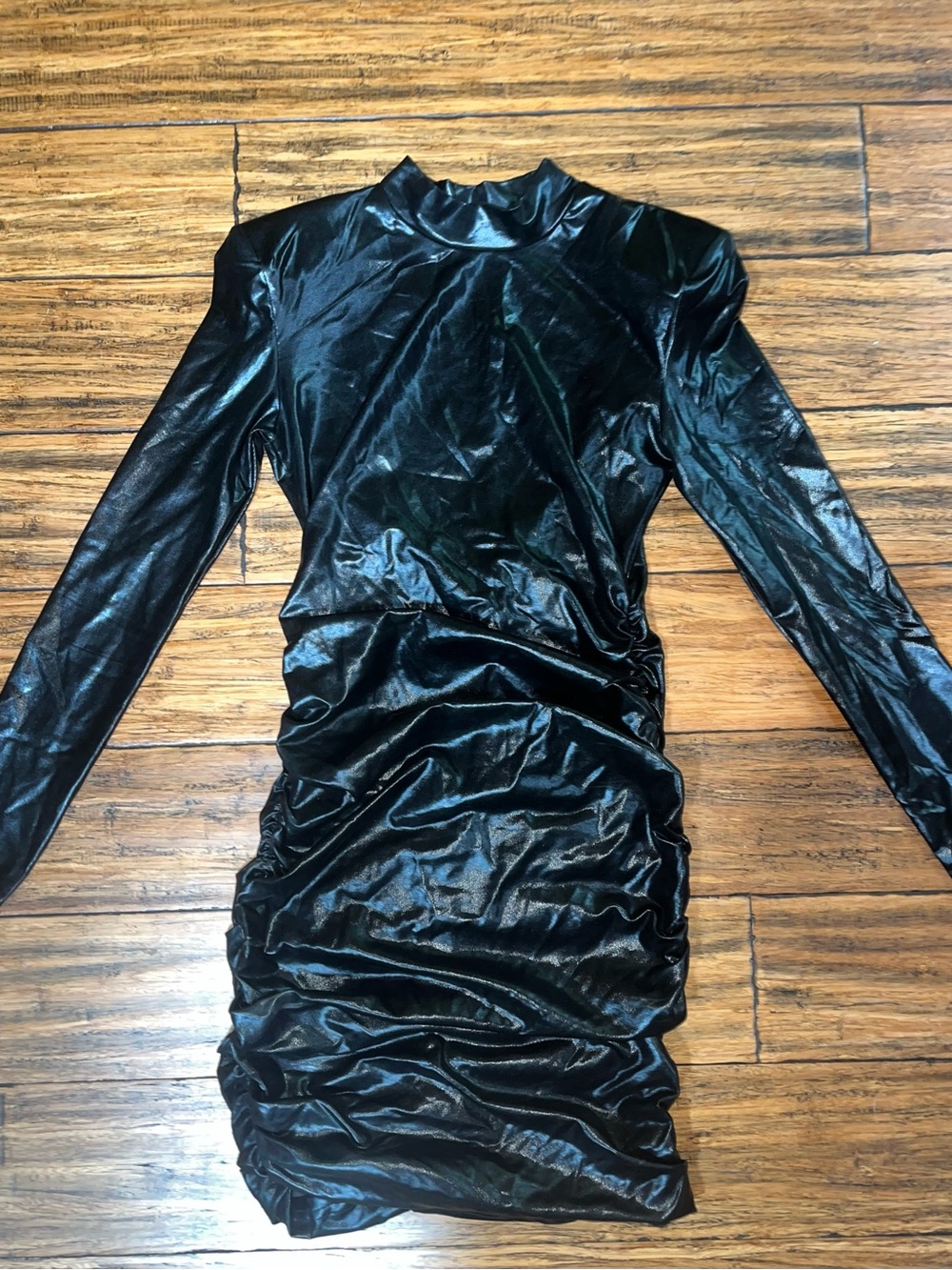 Black Long-Sleeve Ruched Bodycon Dress